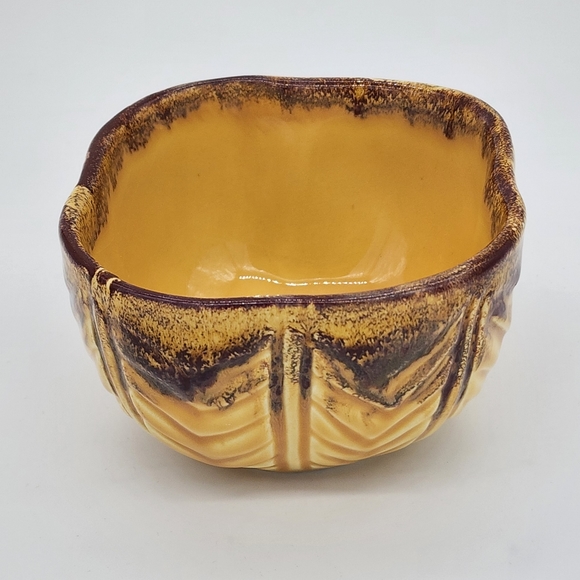 2 Vintage Mancer Hand Painted Bowls Made in Italy Yellow and Brown - Picture 4 of 5